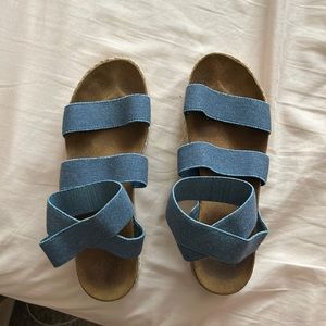 STEVE MADDEN SANDALS